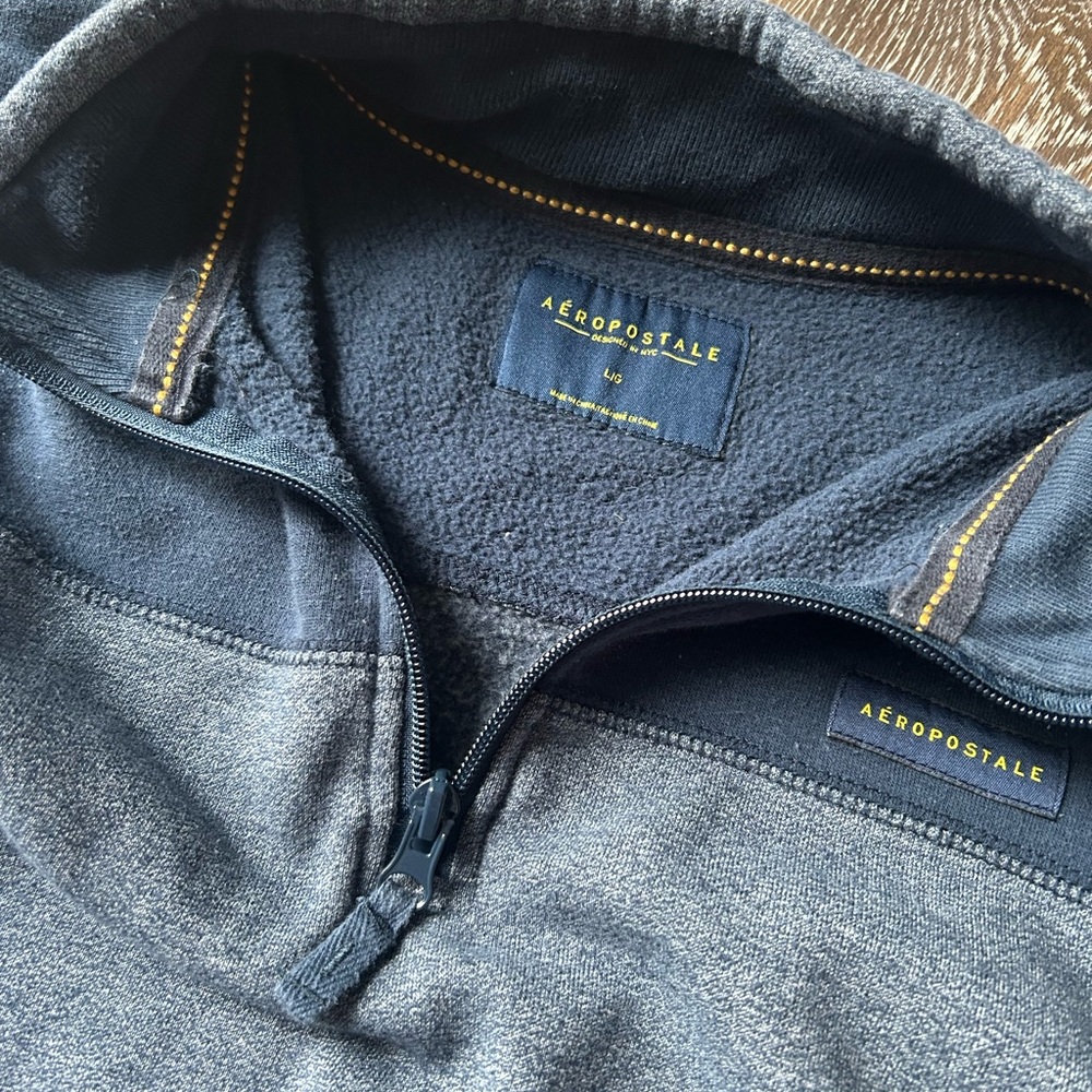 Men’s Navy Aeropostale Quarter Zip Sweatshirt